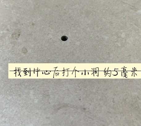 运城瓷砖空鼓维修公司专业解答在瓷砖铺贴过程中，如果砂料搅拌不均匀，将会带来以下问题